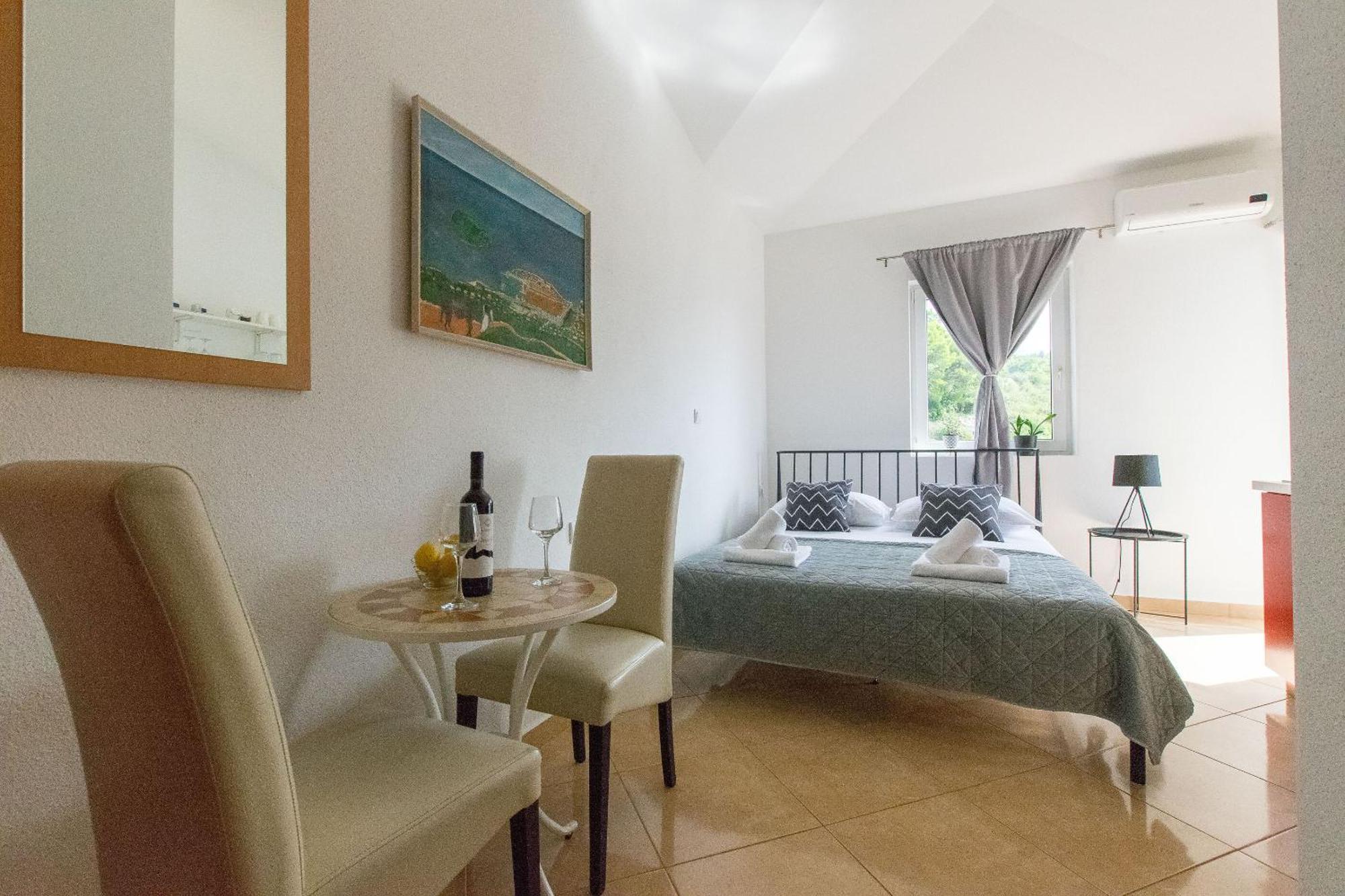 Apartments Seaview Tucepi Exterior photo