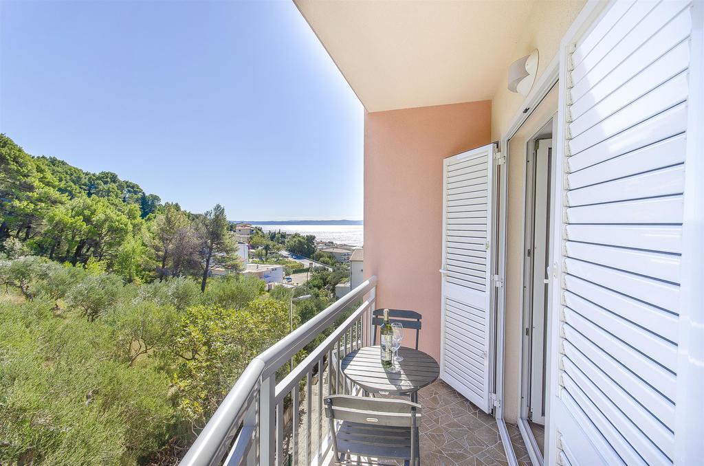 Apartments Seaview Tucepi Exterior photo